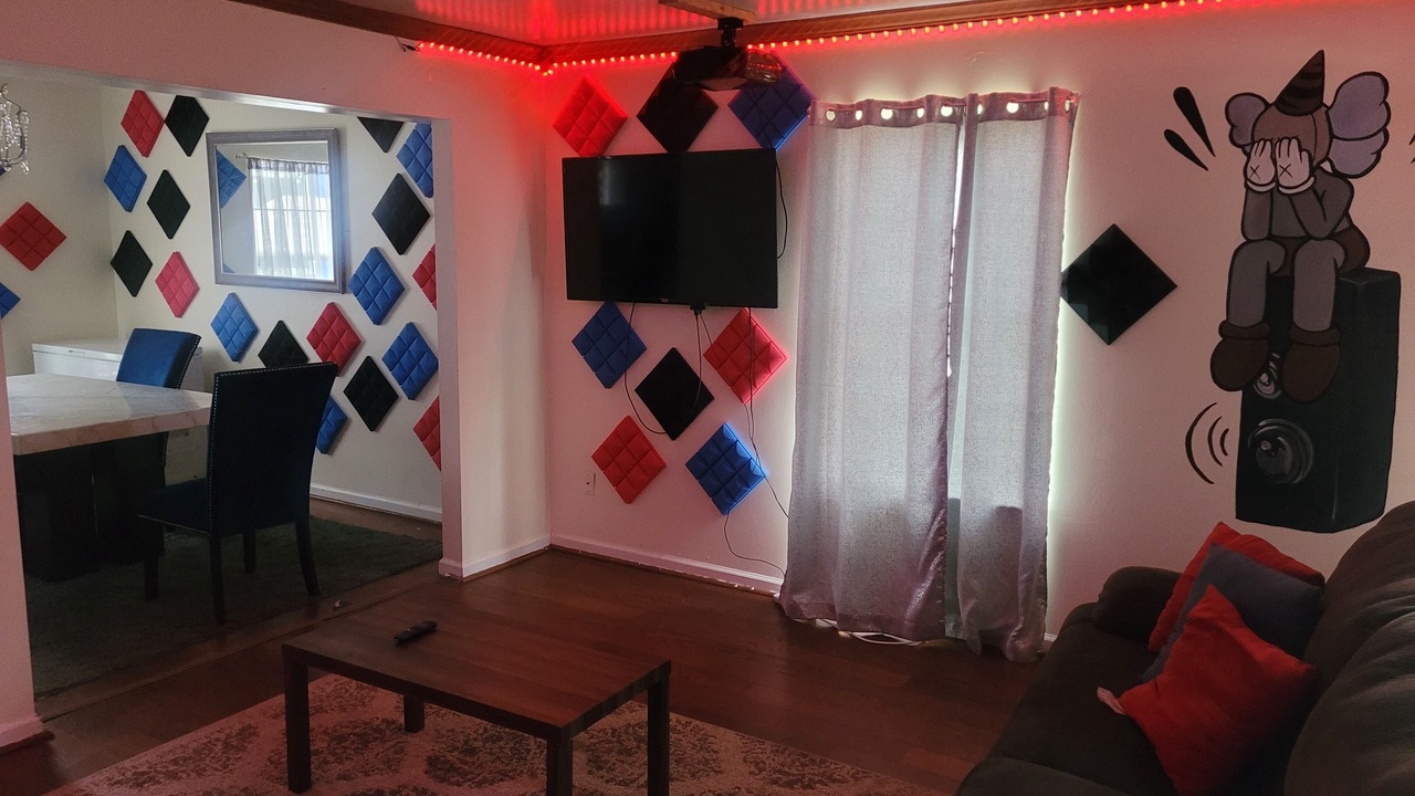 Photo of Livingroom in Hampton