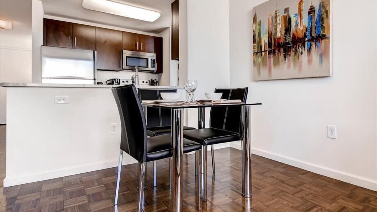 Photo of Livingroom in Hudson Exchange