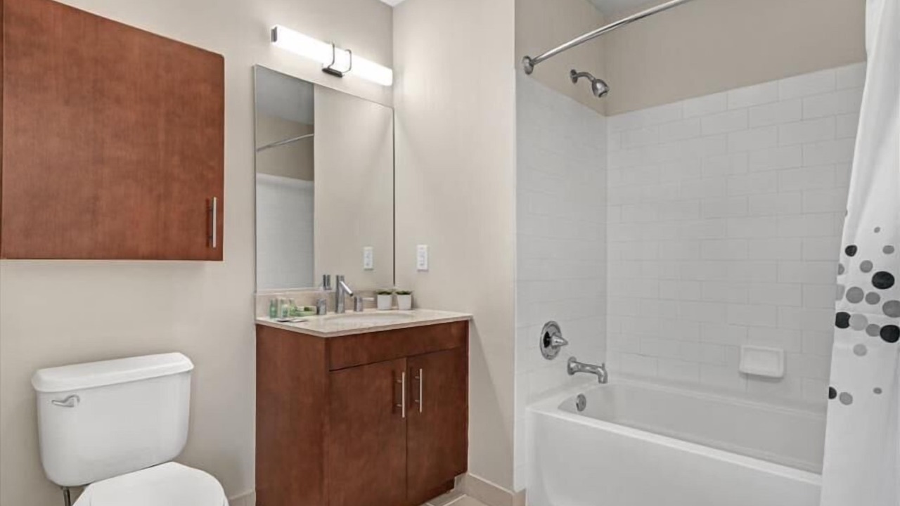 Photo of Bathroom in Hudson Exchange
