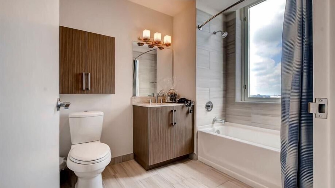 Photo of Bathroom in Hudson Exchange
