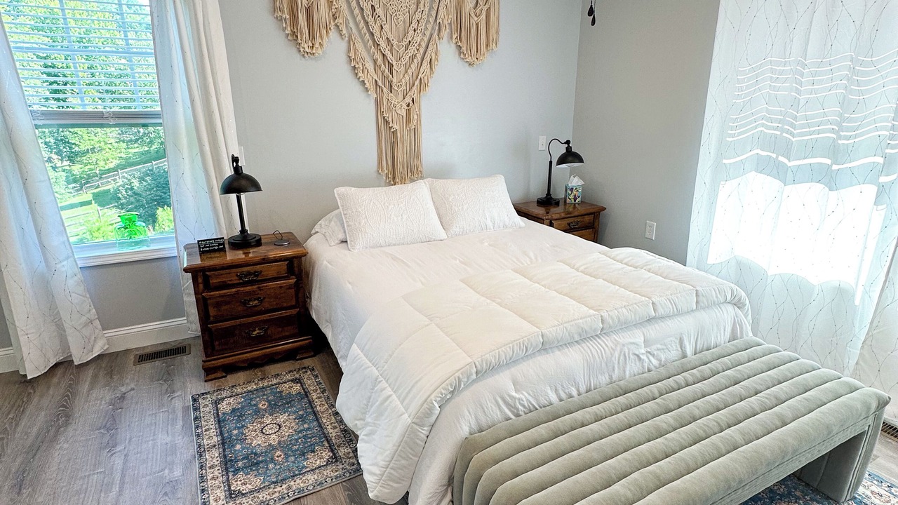 Photo of Bedroom in Big Chimney