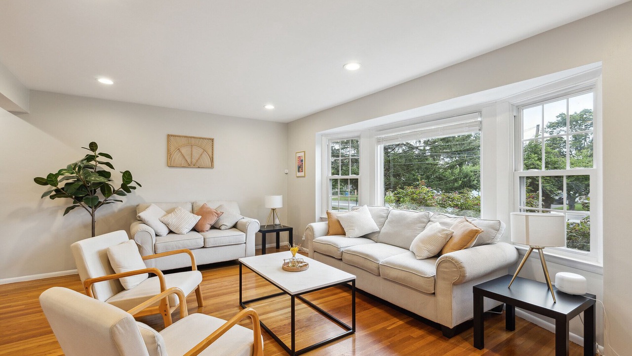 Photo of Livingroom in Cherry Hill