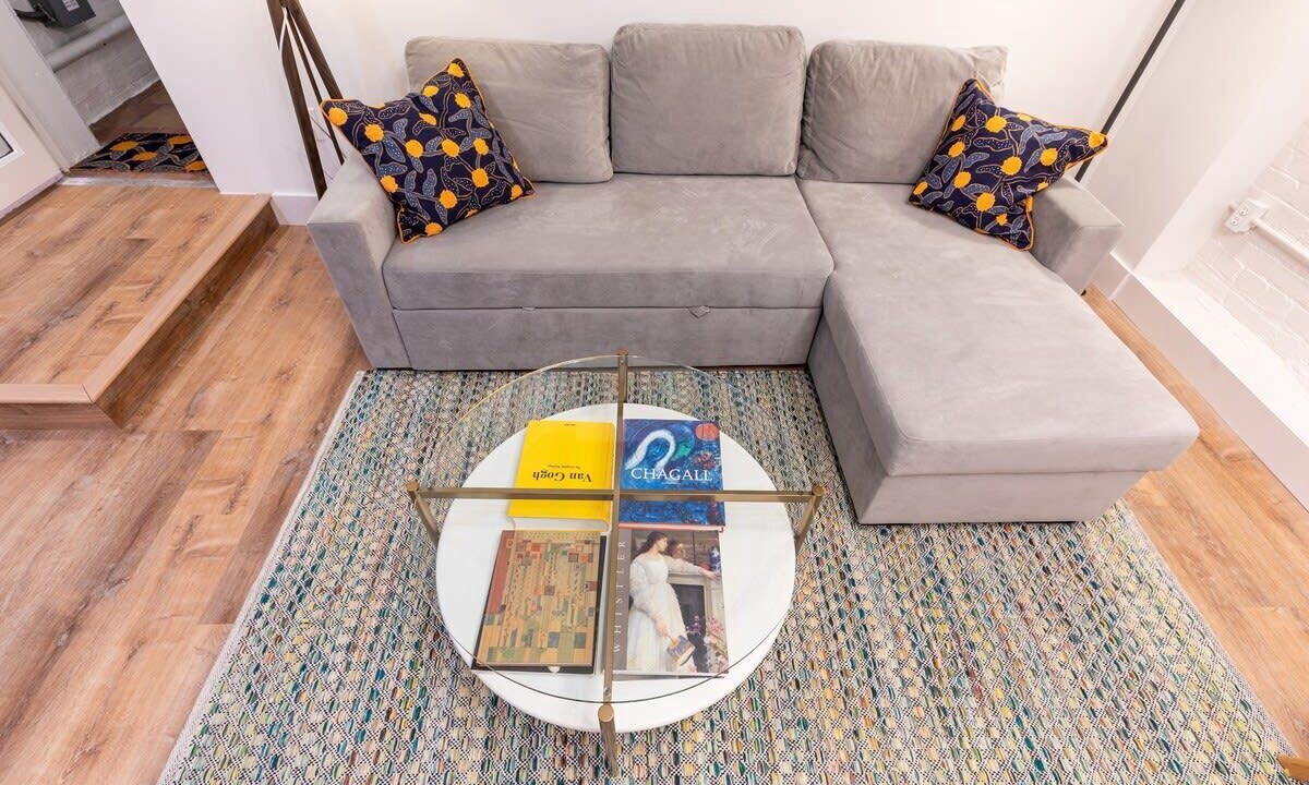 Photo of Livingroom in Dupont Circle
