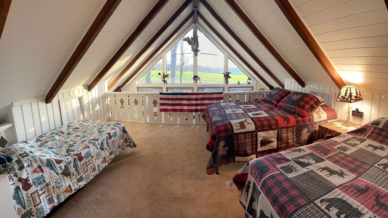 Photo of Bedroom in Central City