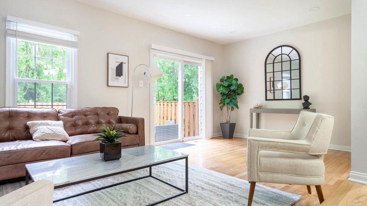 Photo of Livingroom in Fairfax