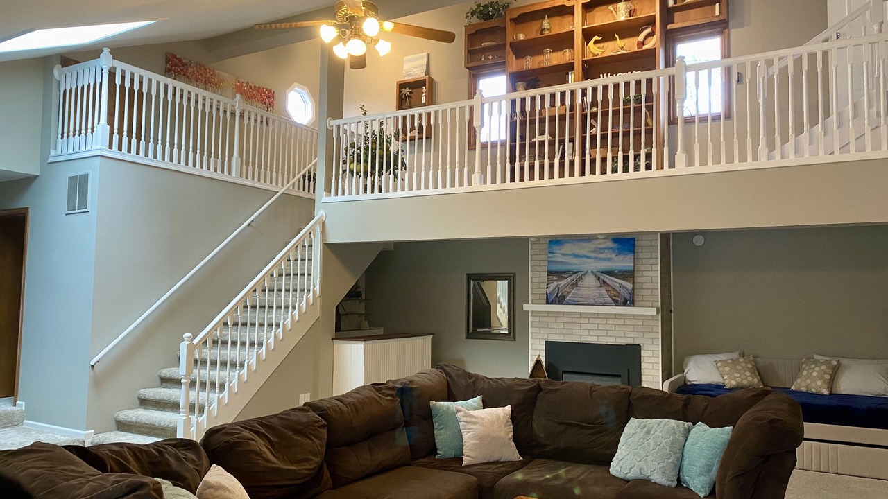 Photo of Livingroom in Lake James