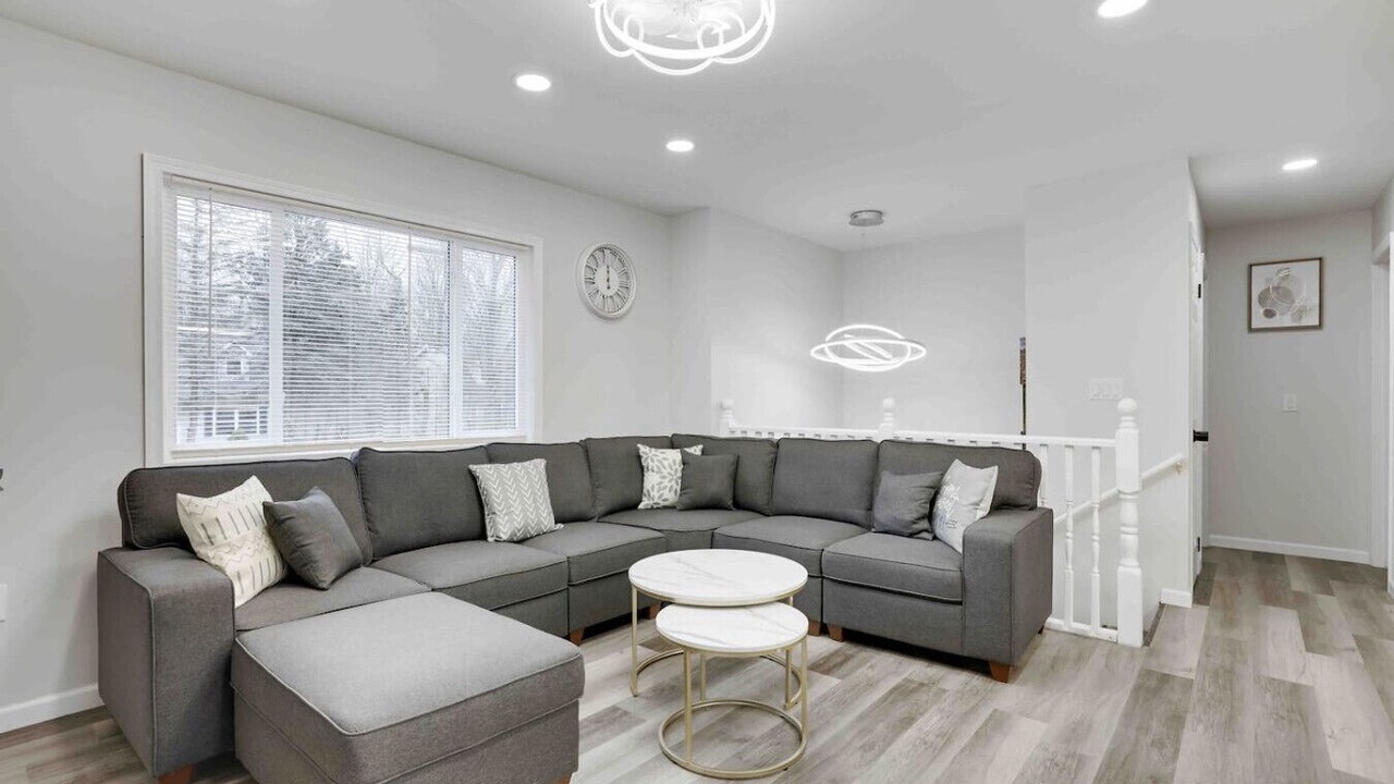 Photo of Livingroom in Tobyhanna