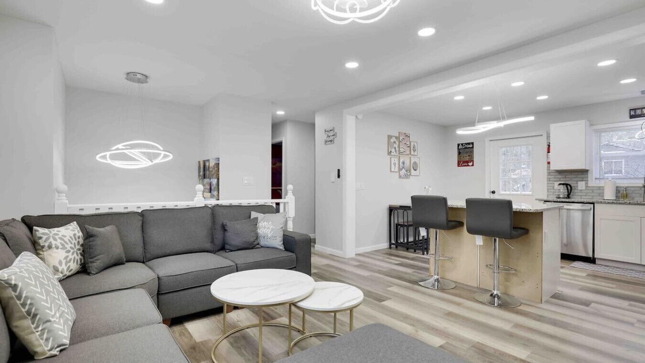 Photo of Livingroom in Tobyhanna