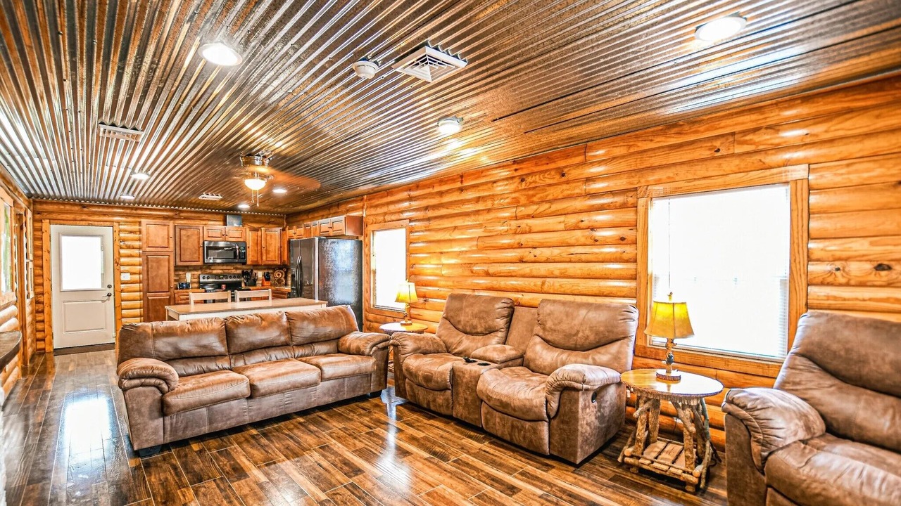 Photo of Livingroom in Rocky Top