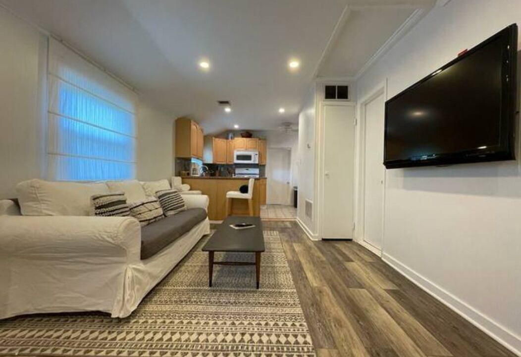 Photo of Livingroom in Keansburg