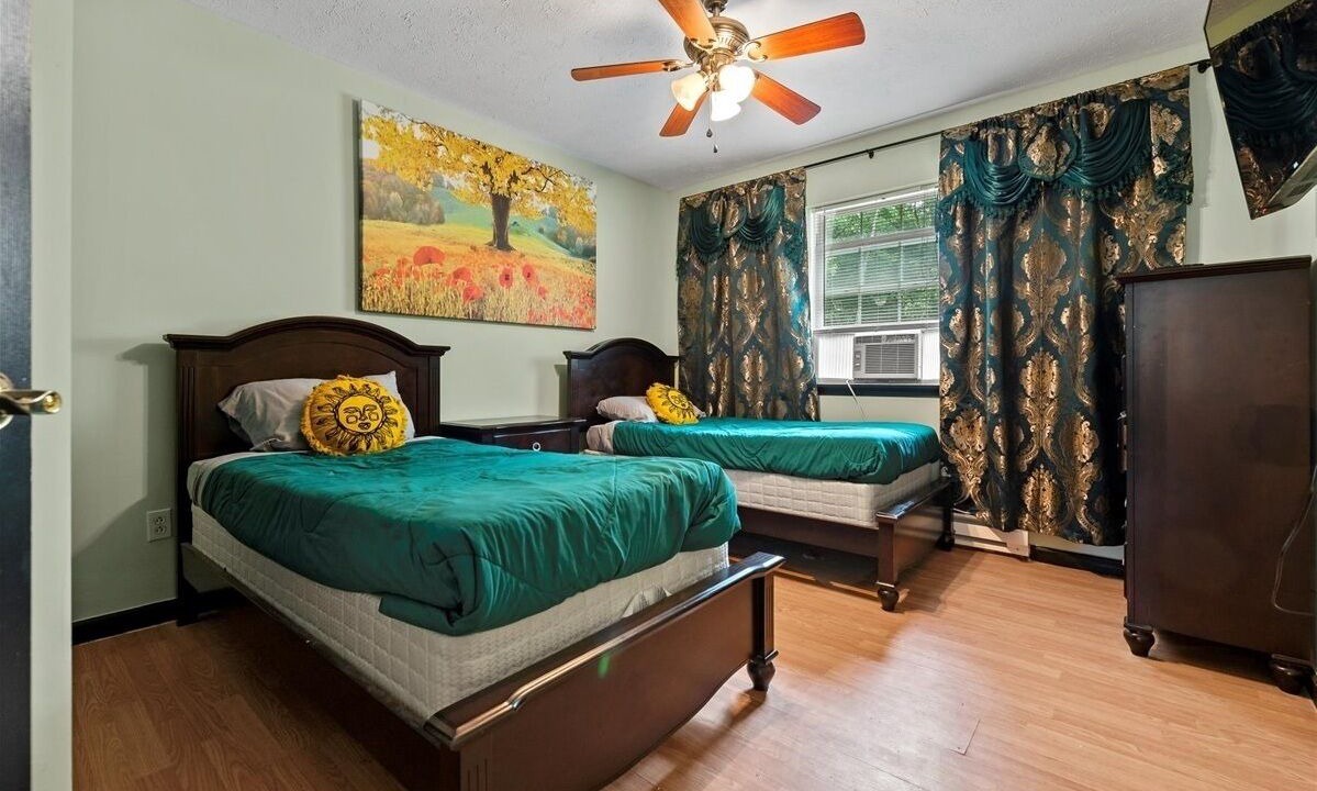Photo of Bedroom in Long Pond