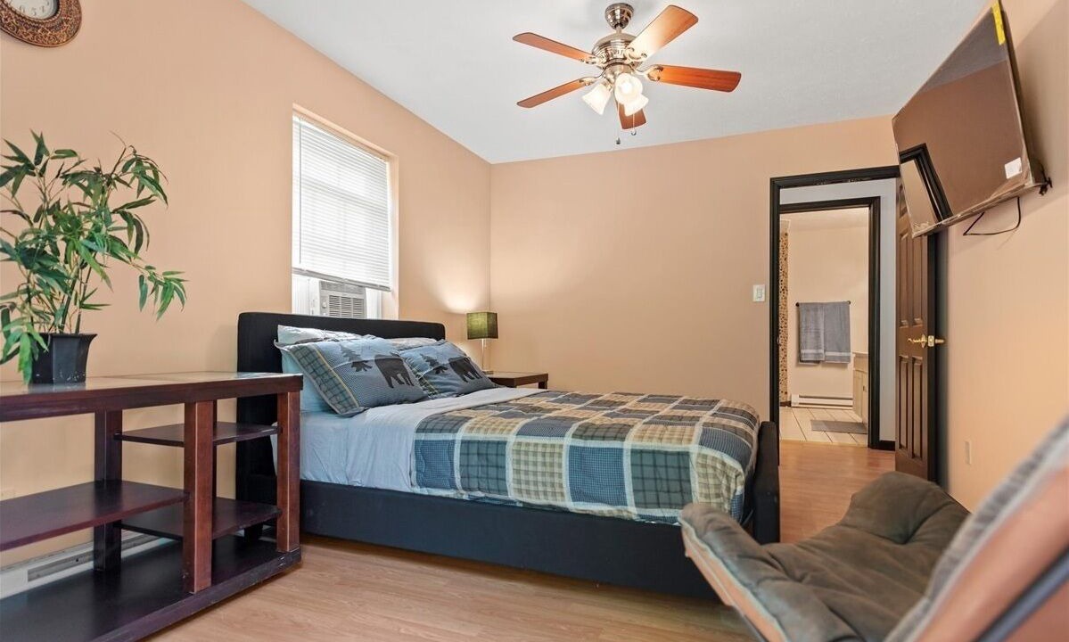 Photo of Bedroom in Long Pond