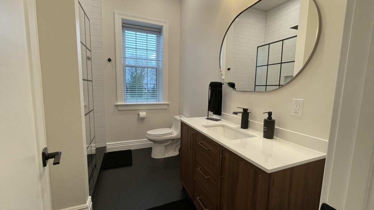 Photo of Bathroom in Manheim