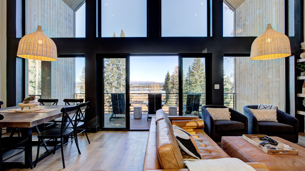 Photo of Livingroom in Tamarack Resort