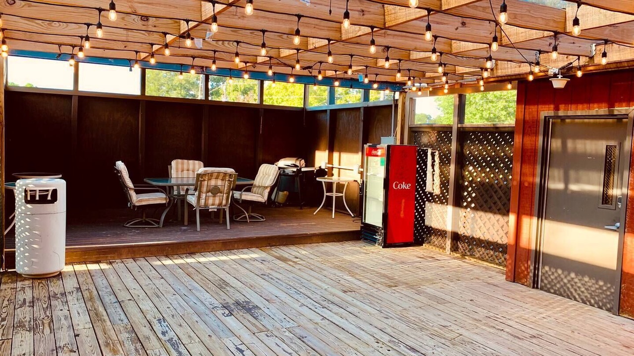 Photo of Outdoor in Waverly