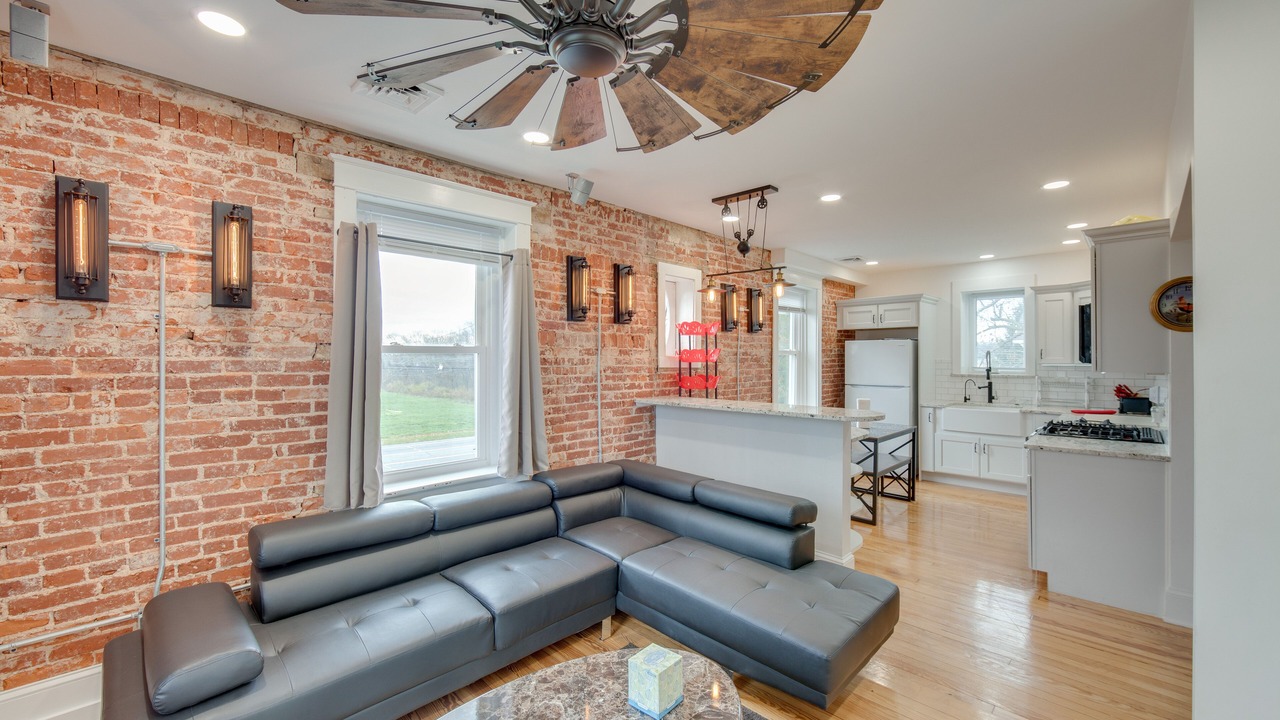 Photo of Livingroom in Rohrerstown