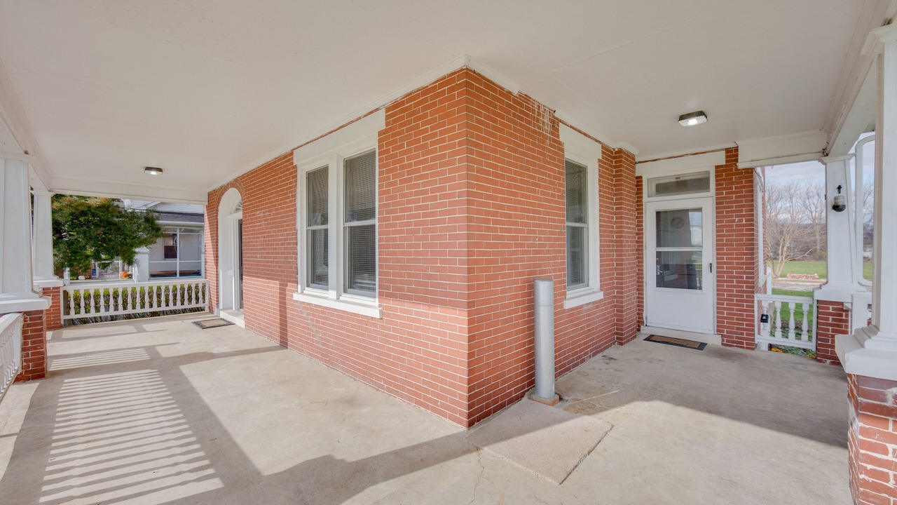 Photo of Patio Balcony in Rohrerstown
