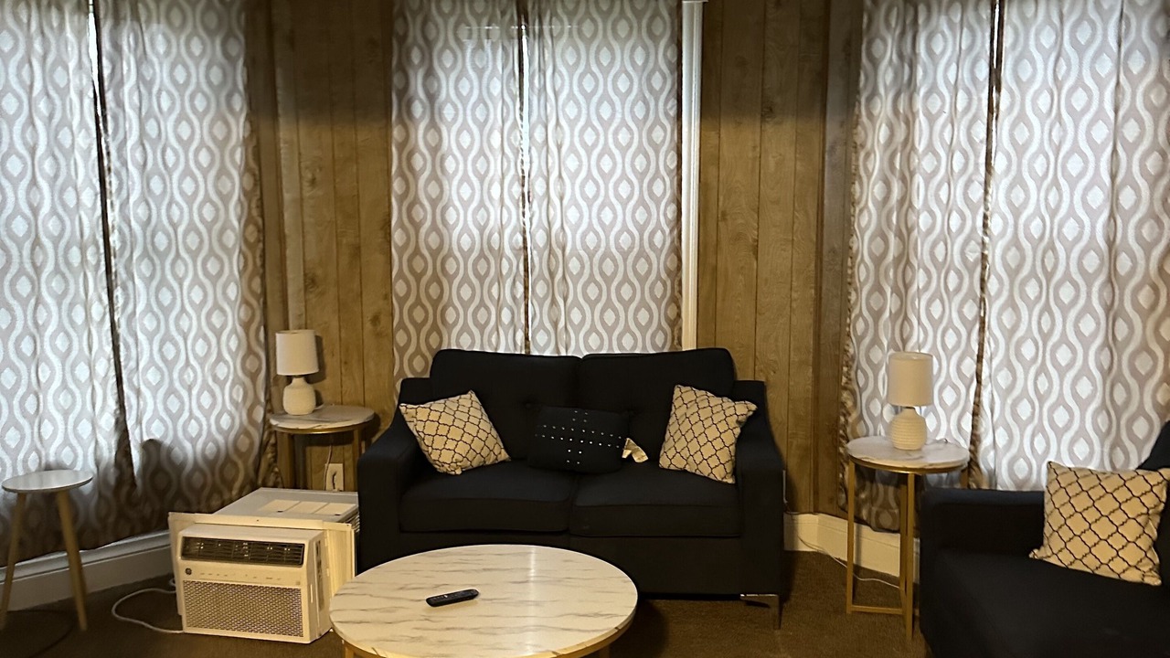 Photo of Livingroom in Steubenville