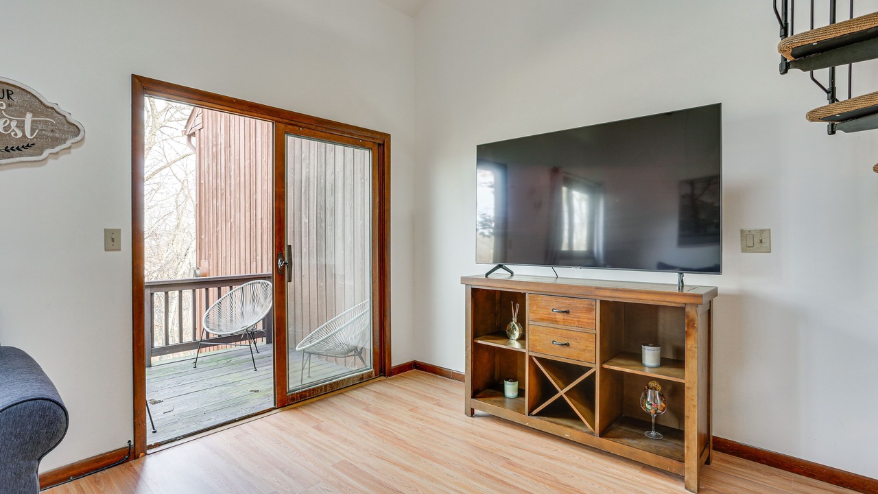 Photo of Livingroom in Vernon