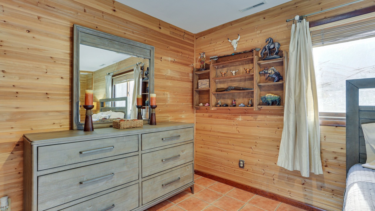 Photo of Bedroom in Vernon