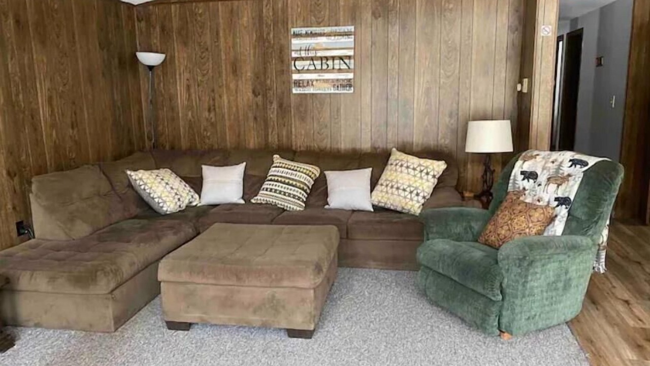 Photo of Livingroom in Russell