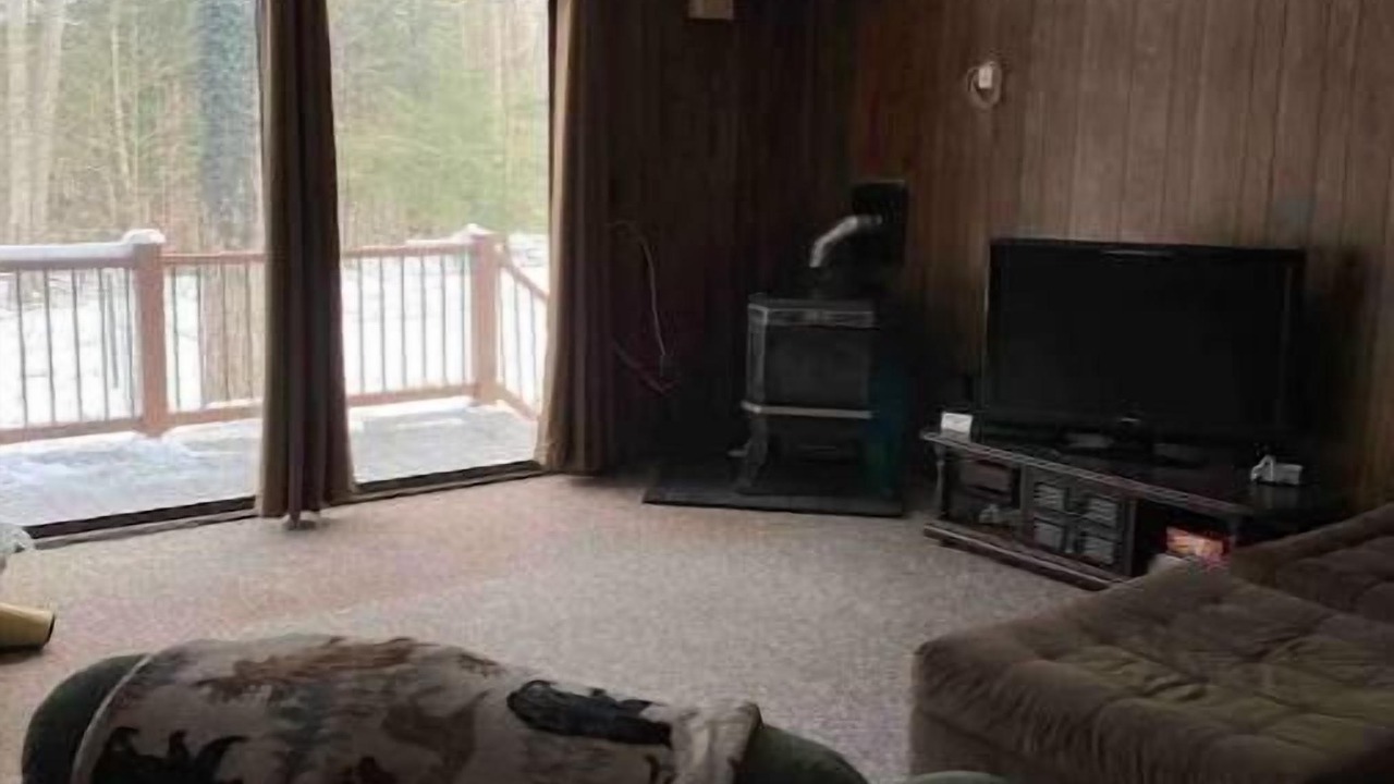Photo of Livingroom in Russell