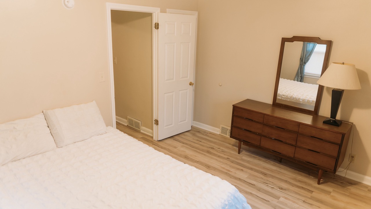 Photo of Bedroom in Canton