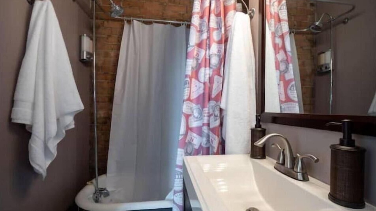 Photo of Bathroom in Pendleton