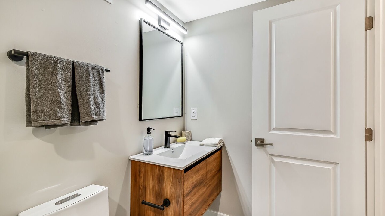 Photo of Bathroom in Point Breeze