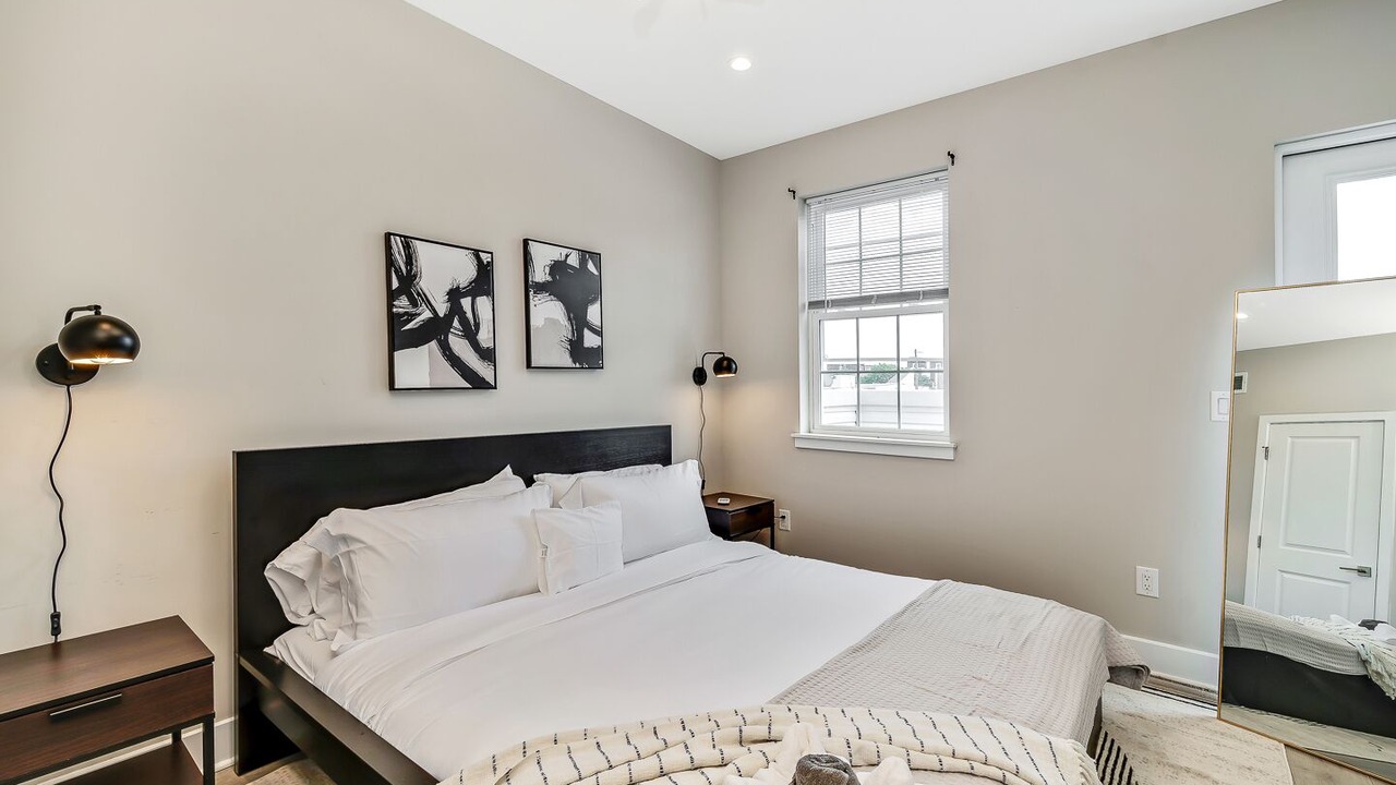 Photo of Bedroom in Point Breeze