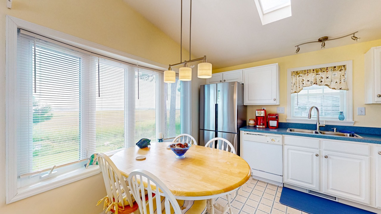 Photo of Kitchen in Assateague Pointe