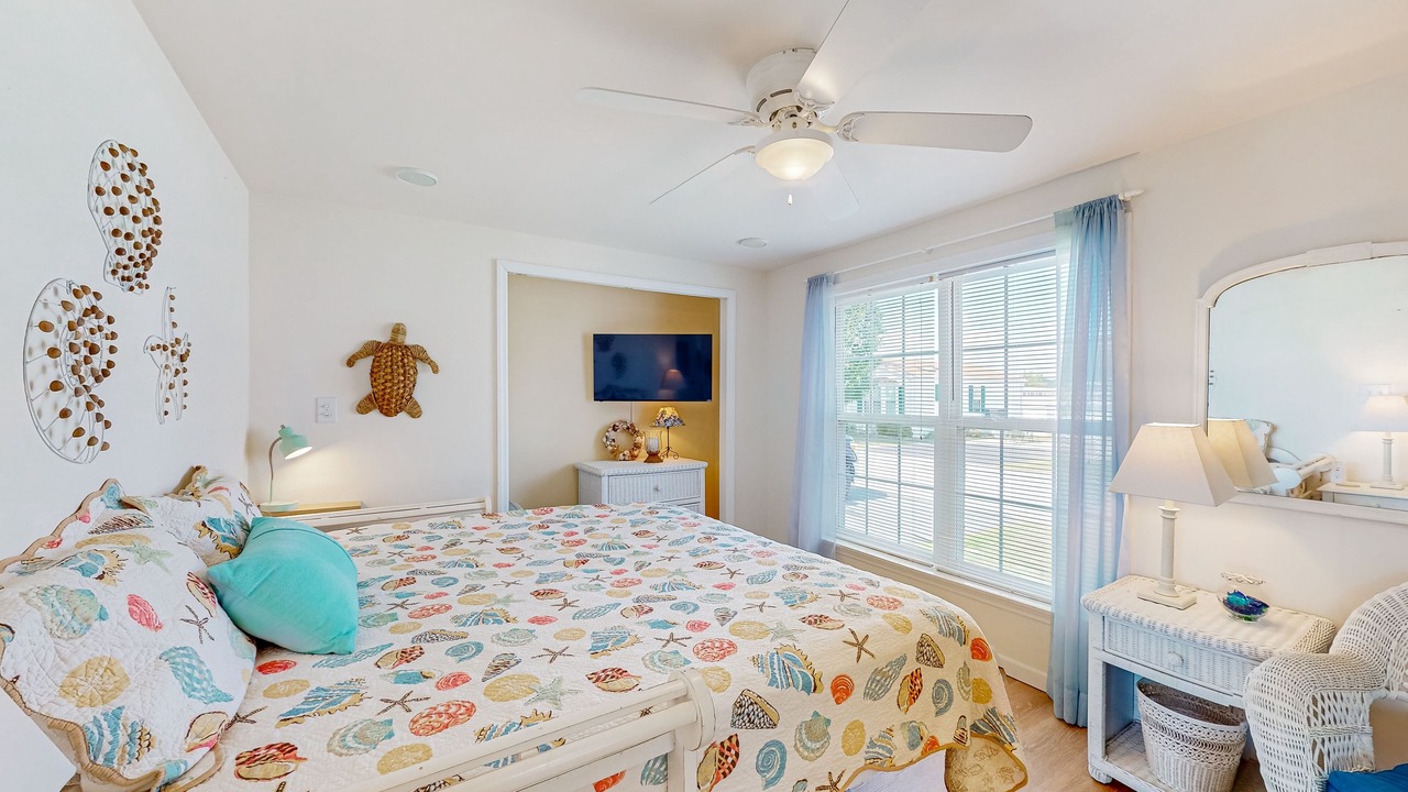 Photo of Bedroom in Assateague Pointe