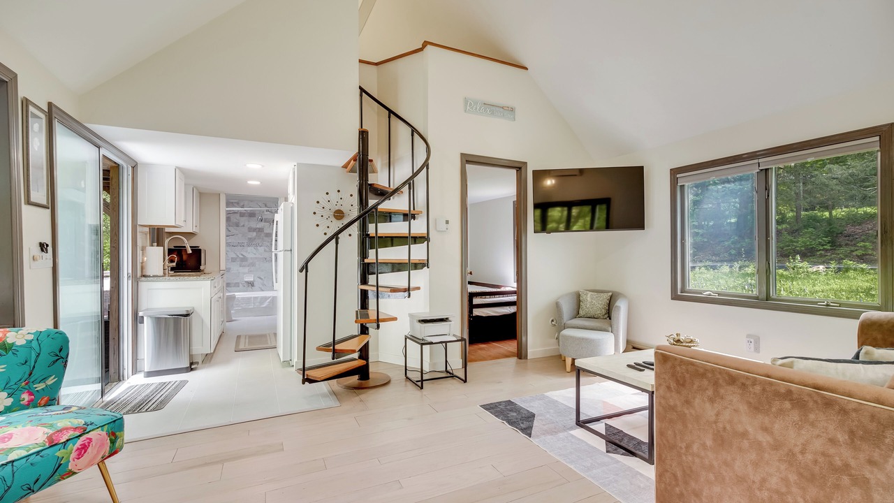 Photo of Bedroom in South Salem