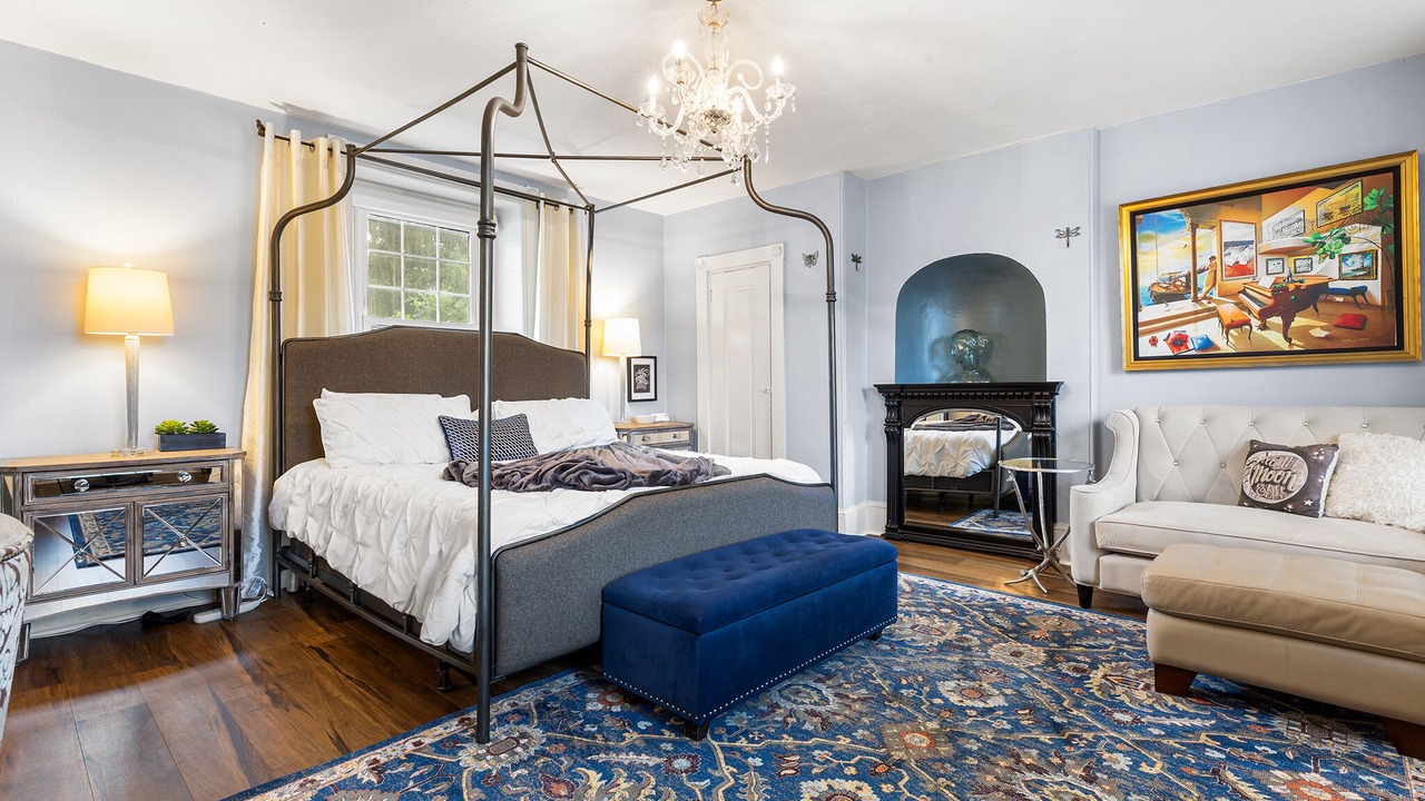 Photo of Bedroom in Bensalem