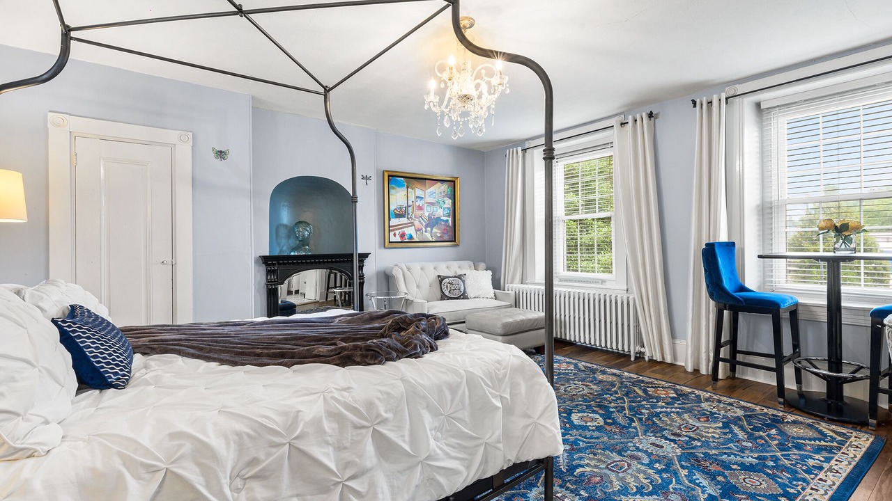 Photo of Bedroom in Bensalem