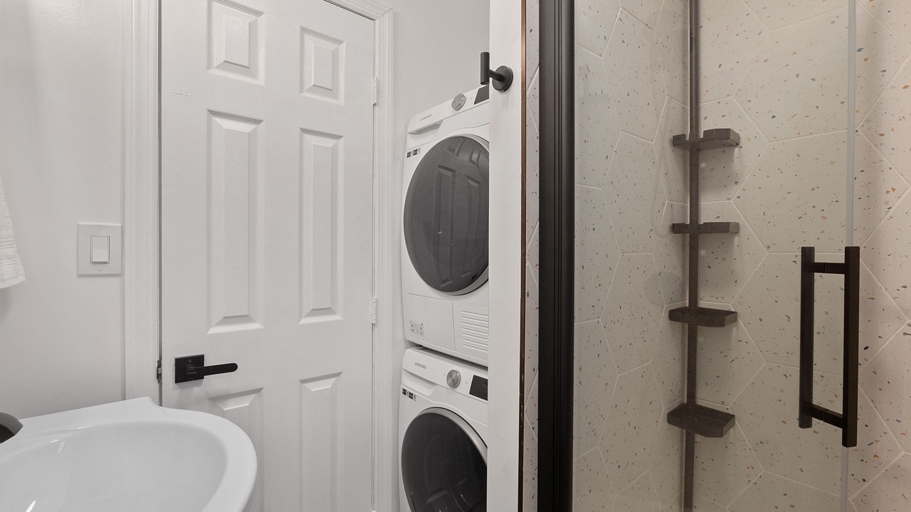 Photo of Bathroom in Communipaw