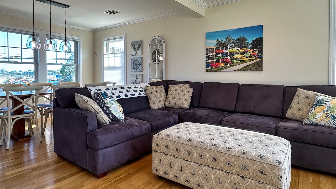 Photo of Livingroom in Belmar