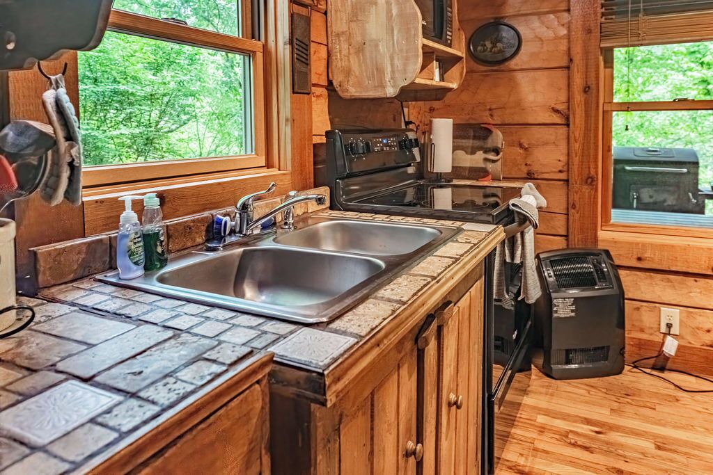 Photo of Kitchen in Logan