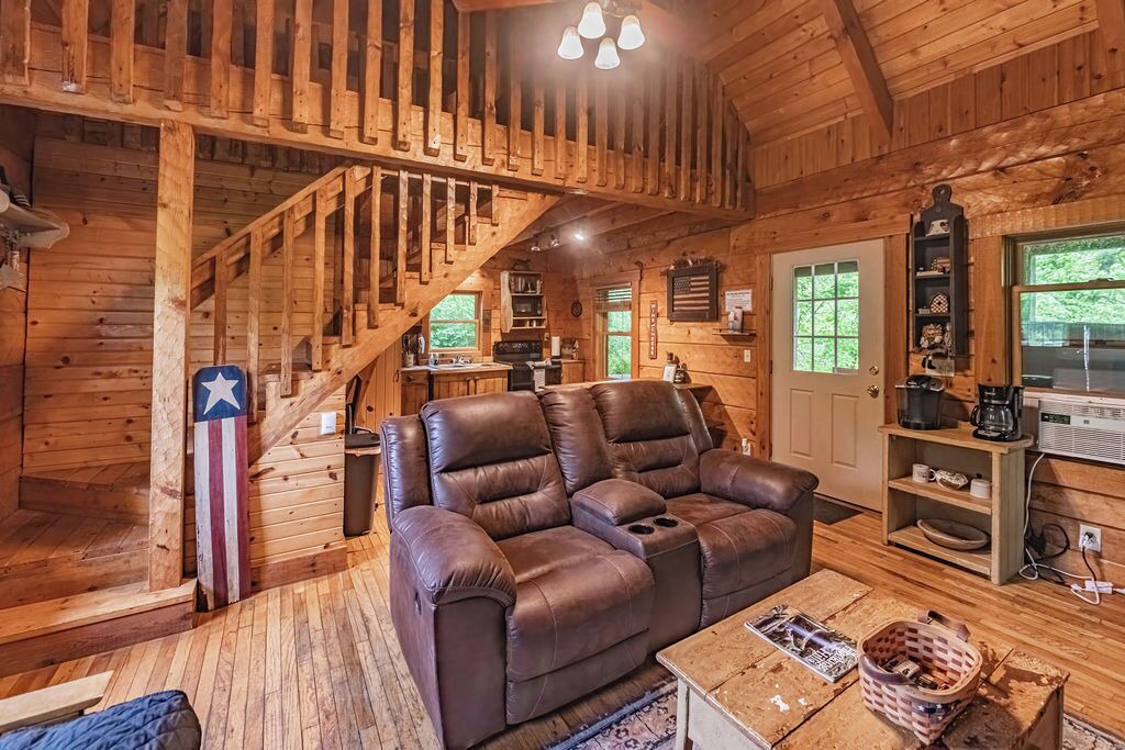 Photo of Livingroom in Logan