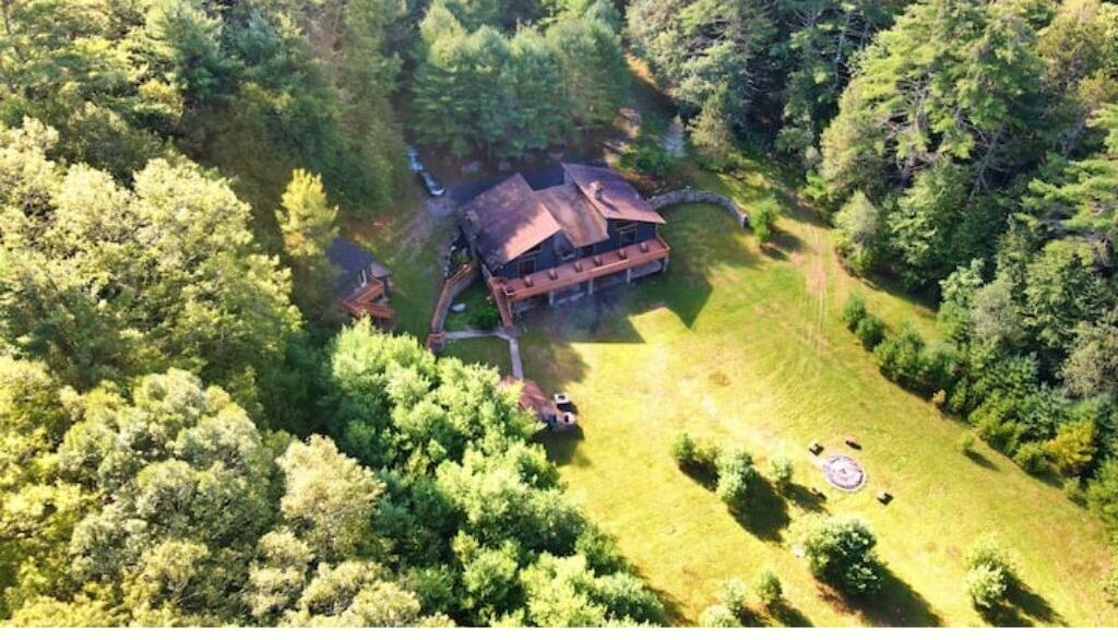 Photo of Outdoor in Pond Eddy