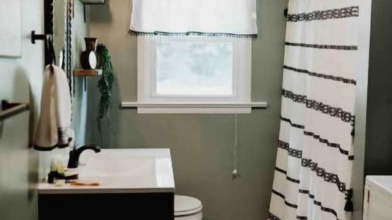 Photo of Bathroom in Mont Alto