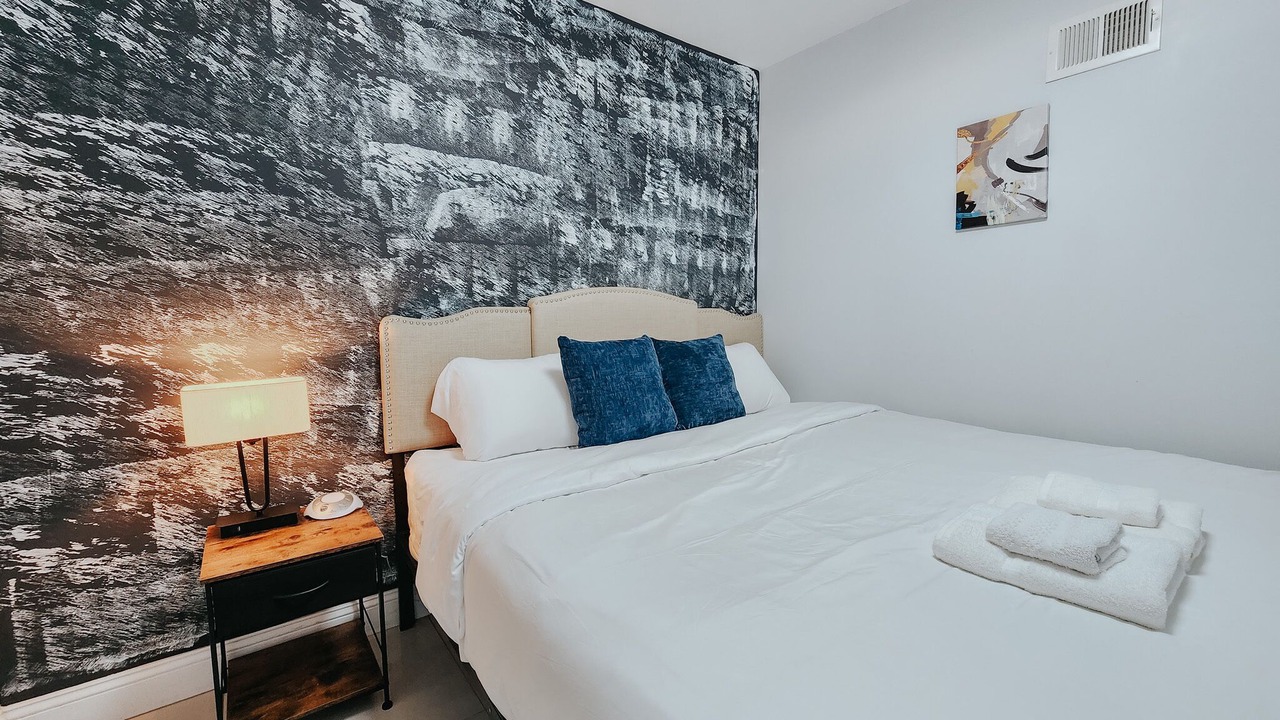 Photo of Bedroom in Center City