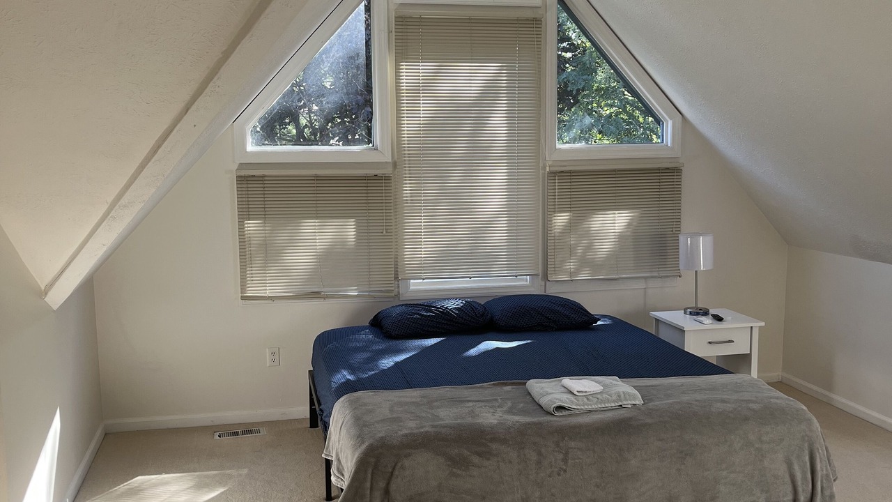 Photo of Bedroom in East Liberty