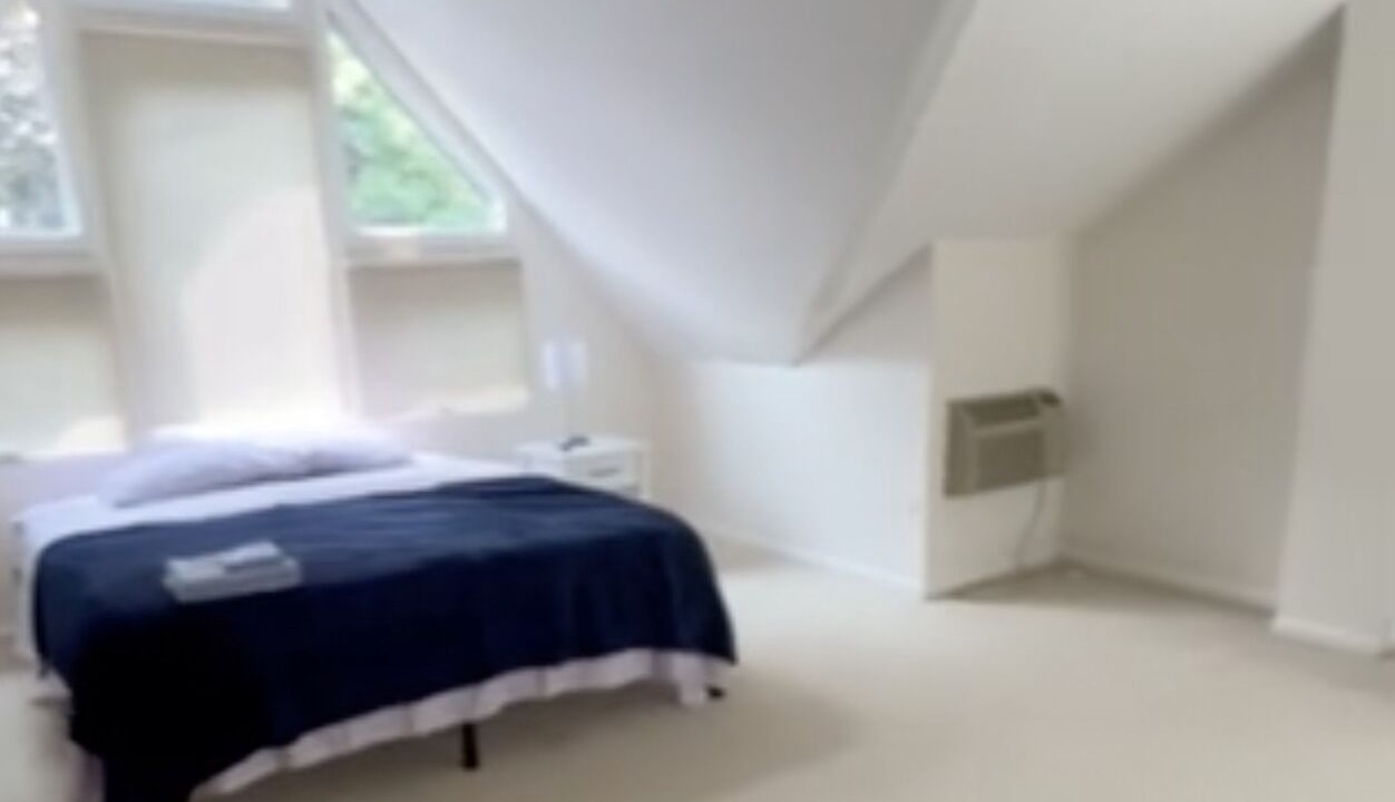 Photo of Bedroom in East Liberty