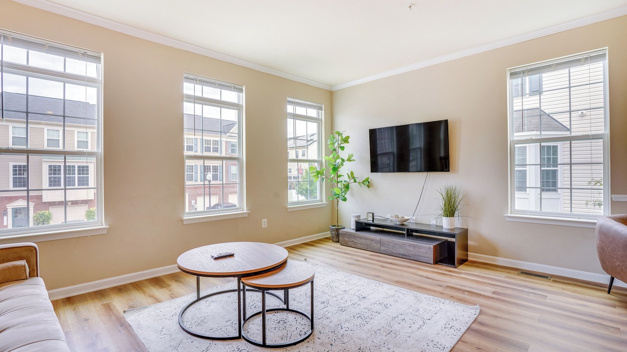 Photo of Livingroom in Glen Burnie