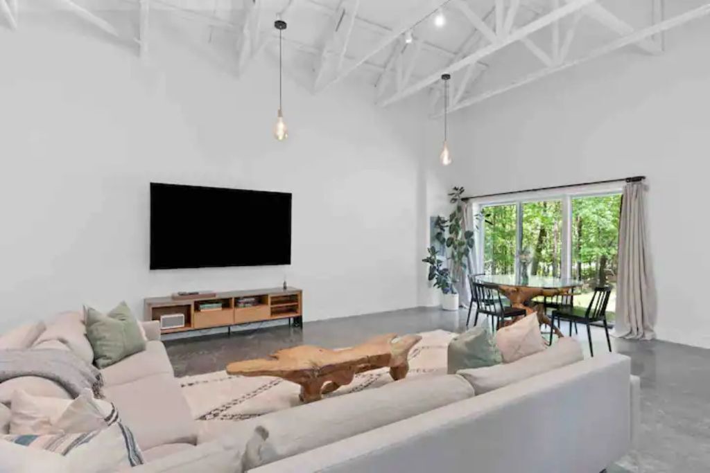 Photo of Livingroom in New Paltz