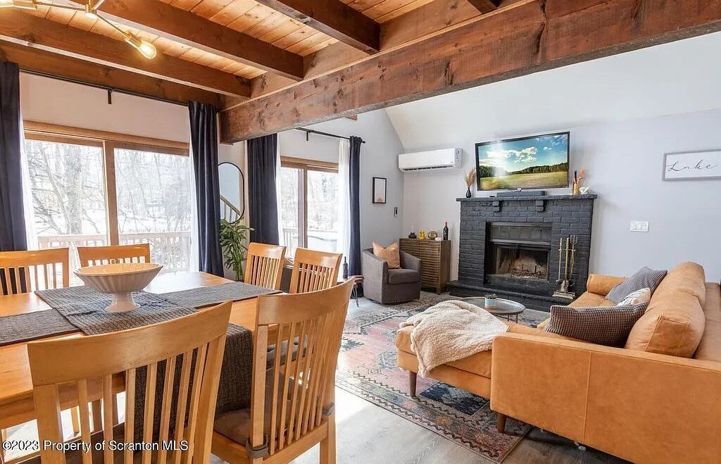 Photo of Livingroom in Lake Ariel