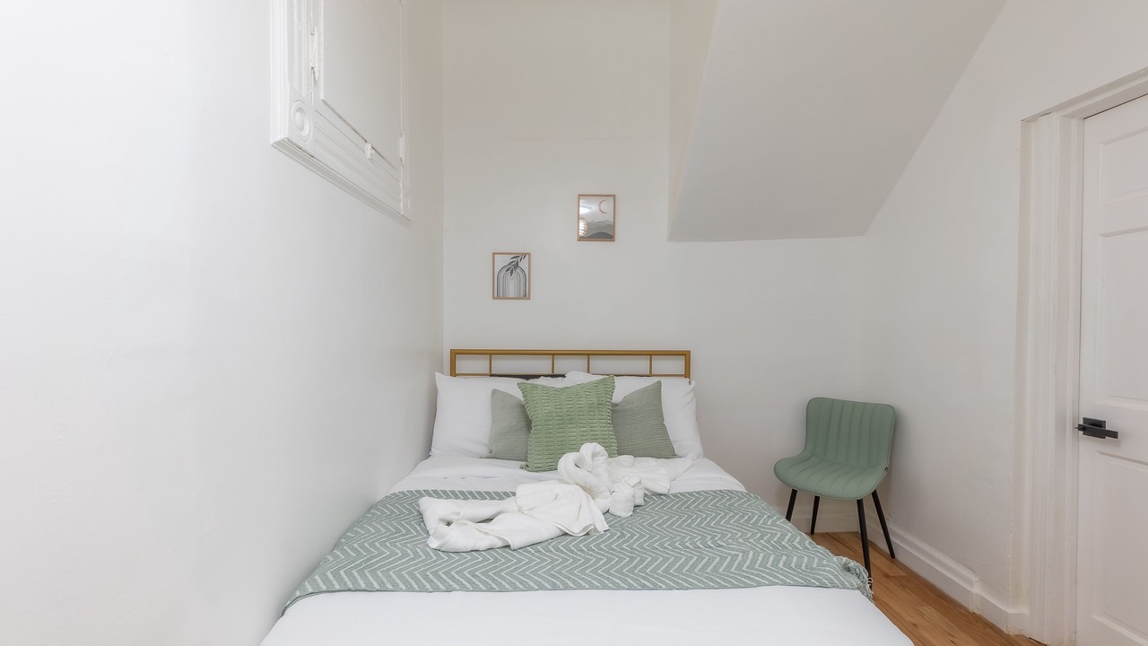 Photo of Bedroom in Hoboken