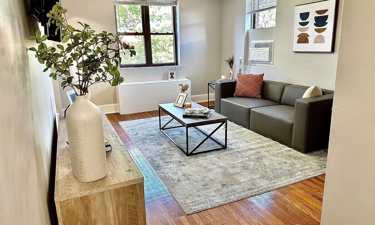 Photo of Livingroom in Germantown