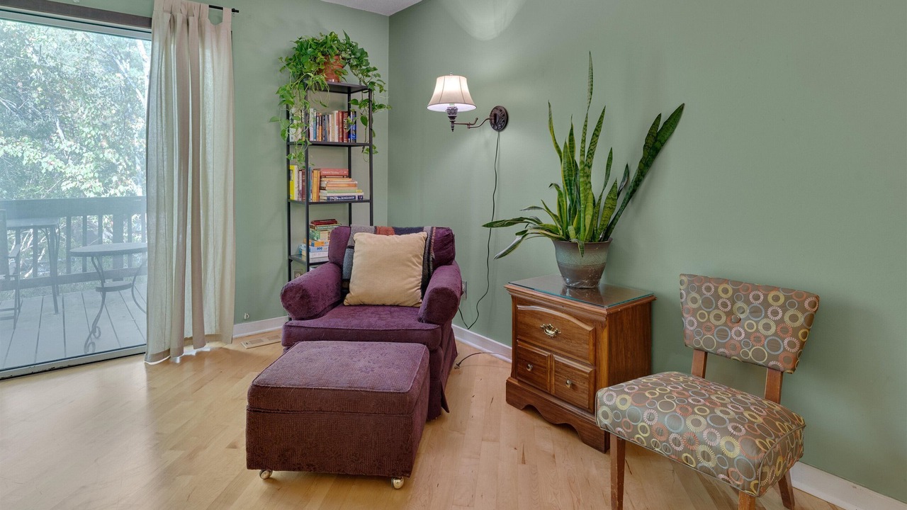 Photo of Livingroom in Carrboro